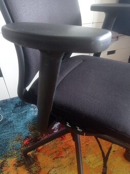 Kancelářské křeslo - 4