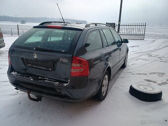 Škoda Octavia 2 díly - 4