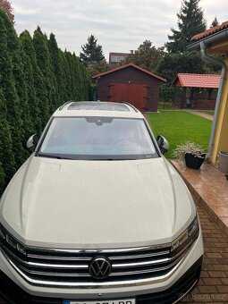 VW Touareg Elegance 3.0 V6 TSI eHybrid - 4