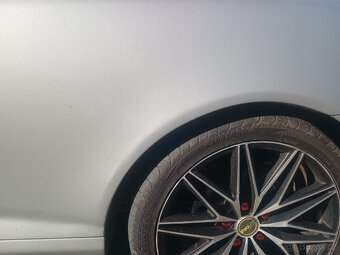 Hyundai coupe Tiburon 2.7 V6 - 4