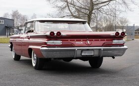 1960 Pontiac Ventura Flattop - 4
