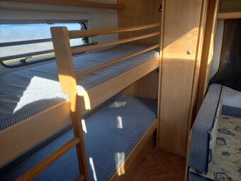 Prodám karavan BURSTNER ventana 540 TK,  PATROVÉ POSTELE - 4