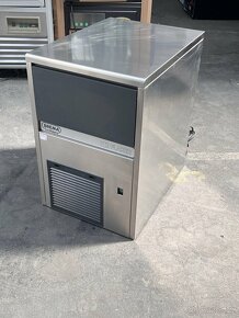 Výrobník ledové tříšťě  BREMA Ice Makers GB 601W. Záruka - 4