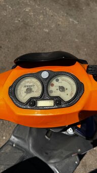 Skútr s čipem a čerstvě udělaným 70ccm válcem - 4