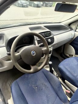 Fiat Punto 1.3 JTD, čti popis - 4