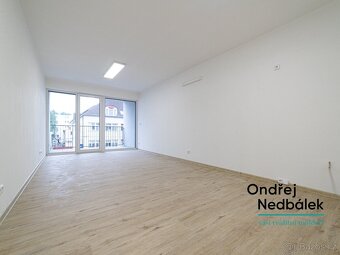 Prodej byty 1+kk, 40 m2 - Zlín, ev.č. 22605 - 4
