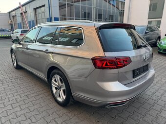 VW Passat B8 2.0 TDI 140kW DSG Webasto Tažné Keyless Kamera - 4