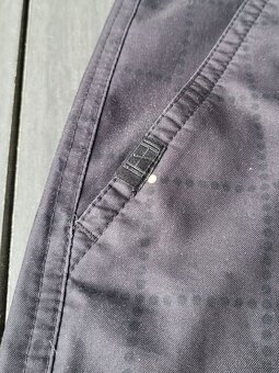 NIKE - PÁNSKÉ SPORTOVNÍ KRAŤASY - 4