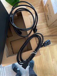 APC Easy UPS Online SRV 1000VA - 4