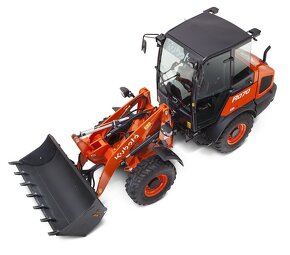 Nakladač Kubota R070 - 4