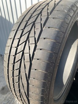 Letní pneu 255/45R20 Goodyear Excellence - 4