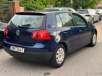 Volkswagen Golf V - 4