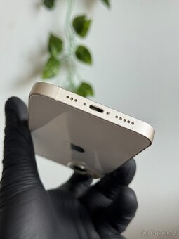 iPhone 13 128GB bílý - 100% baterie - 4