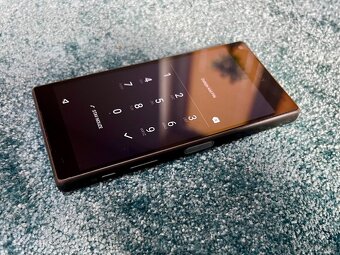 Sony Xperia z5 compact - 4