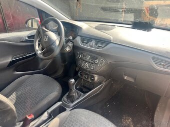 Opel Corsa E 1.2 51 KW 2015 -Prodám díly - 4