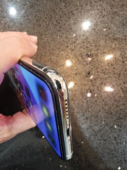 Apple iPhone XS 256GB Silver – výborný stav - 4