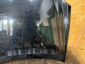 PŘEDNÍ KAPOTA MERCEDES W211 C197 - 4