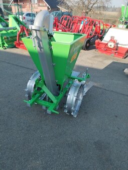 Sazeč brambor BOMET – jednořádkový - 4