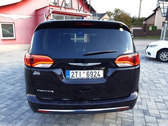 Chrysler Pacifica 3,6L V6,Android, Car Play, DVD, kůže - 4