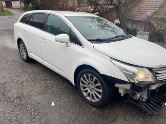 toyota Avensis combi---T27-2011--náhradní díly - 4