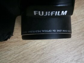 Fotoaparát Fujifilm Finepix S1000 - 4