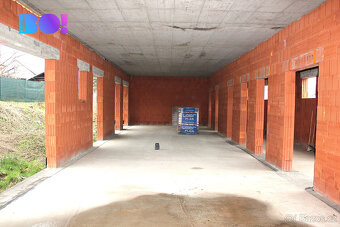 Prodej hrubé stavby rodinného domu 4+kk, pozemek 1 318 m², u - 4