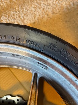 Bridgestone Battlax Hypersport s22 180/55 ZR 17 2022 - 4