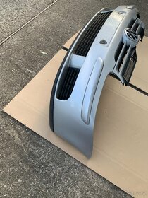 predni naraznik vw golf v 5 stribrny maska LA7W - 4