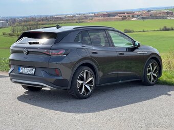 Volkswagen ID.4 GTX 82kWh 360kamera 55t km - 4