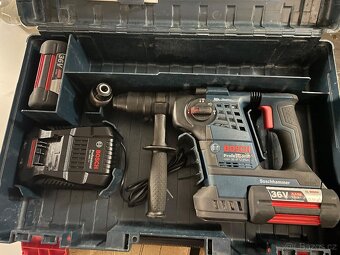 AKU vrtací kladivo Bosch GBH 36 VF-Li Plus. 3,2J - 4