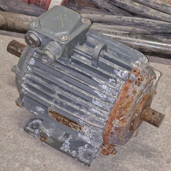 3F elektromotor 2,2kW, 950ot/min. TU, VR, Rudník - 4