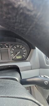 Škoda fabia 1.4 16v - 4
