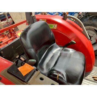 Malotraktor Yanmar s čelním nakladačem - 4