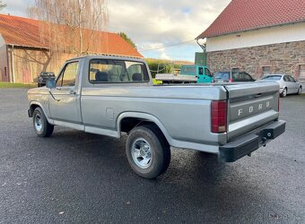 Ford F-150 XLT V8 5.0i – rok 1986 - 4