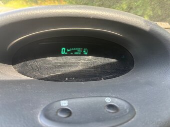 Toyota Yaris - 4