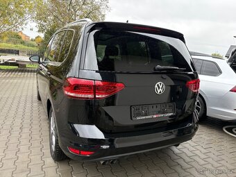 Volkswagen Touran 2tdi DSG 150ps Ful led světla Panorama - 4