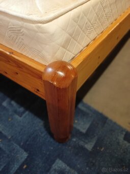 Moderní selská postel 180 plus noční stolek - 4