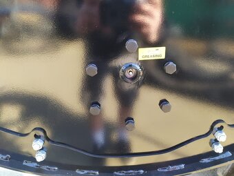 MULČOVAČ HARDY pro stroje 8-14t - 4