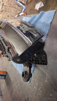 Leve svetlo scala lift 655941015 - 4