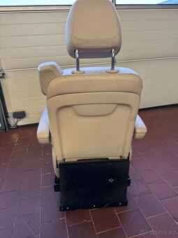 Sedacka mercedes V - 4