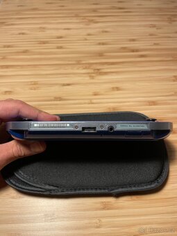 Ps vita oled - 4