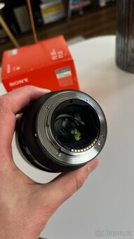 Objektiv Sony FE 85mm f/1.8 - 4