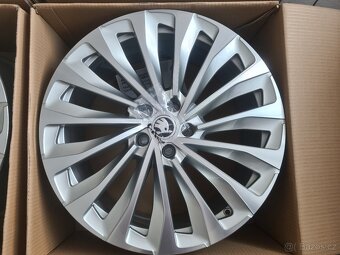 NOVÉ Alu ASTERION 9,0J x 20" ET 42 Enyaq atd. - 4