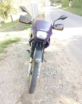 Honda NX 650 Dominator - 4