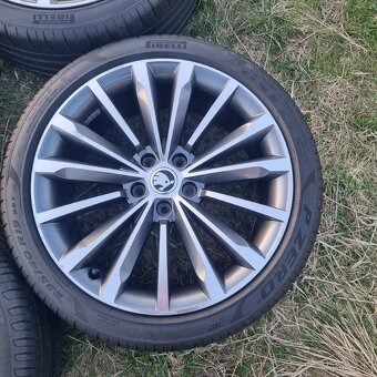 Alu kola Trinity Phoenix R19 Antracit Superb Passat B8 - 4