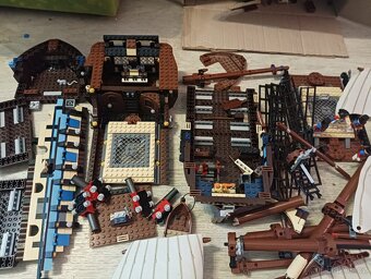 Lego Imperial Flagship Item 10210 - 4