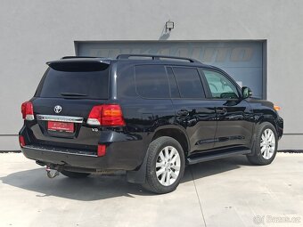 TOYOTA LAND CRUISER 200 4.5D V8 200kW - 4