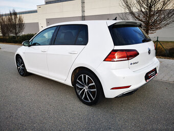 VW e-Golf 36kw, TEPELNÉ ČERPADLO, Super výbava - 4