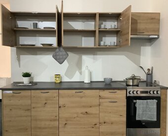 Nepoužitá moderní kuchyně MELÁNIE - 4