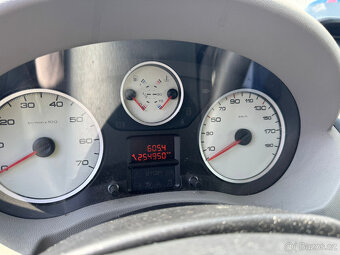 Prodám Fiat Scudo 2.0hdi 9mist Vada motoru - 4